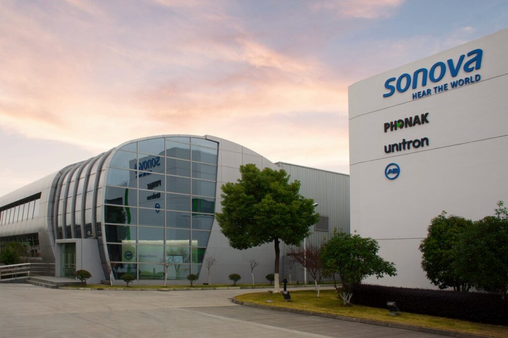 ソノヴァグループ傘下のフォナックとユニトロン ブランドロゴ