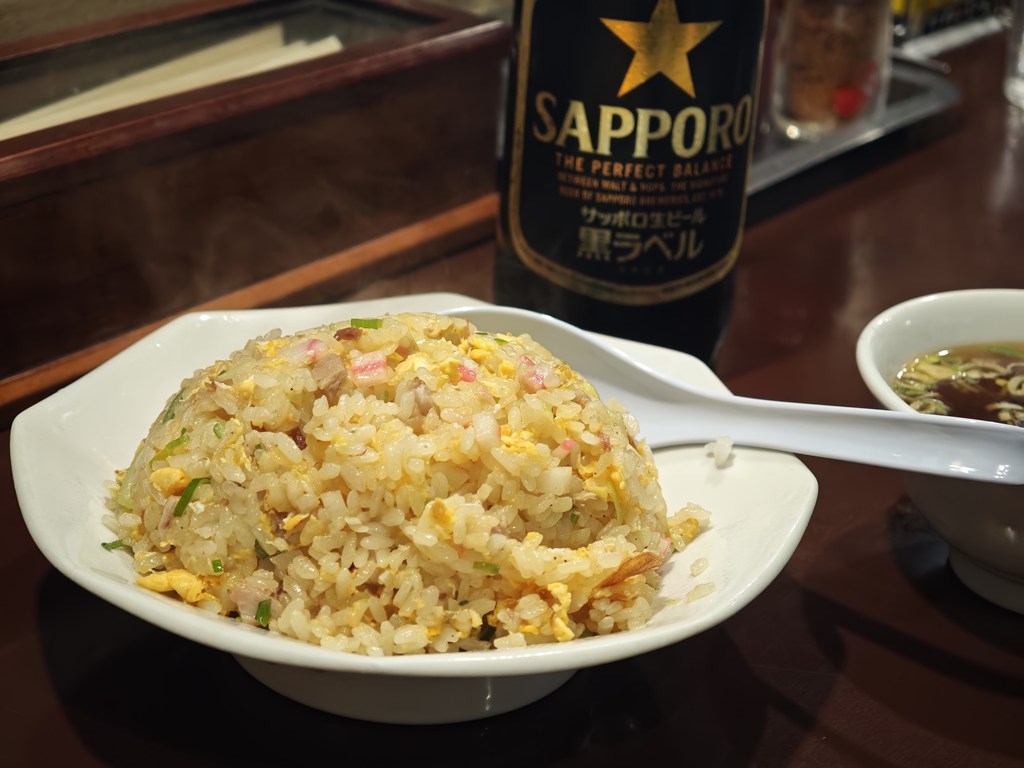 満北亭の鍋振りチャーハン